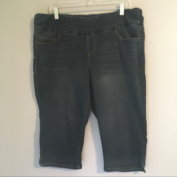 Stitch star capris Clearance